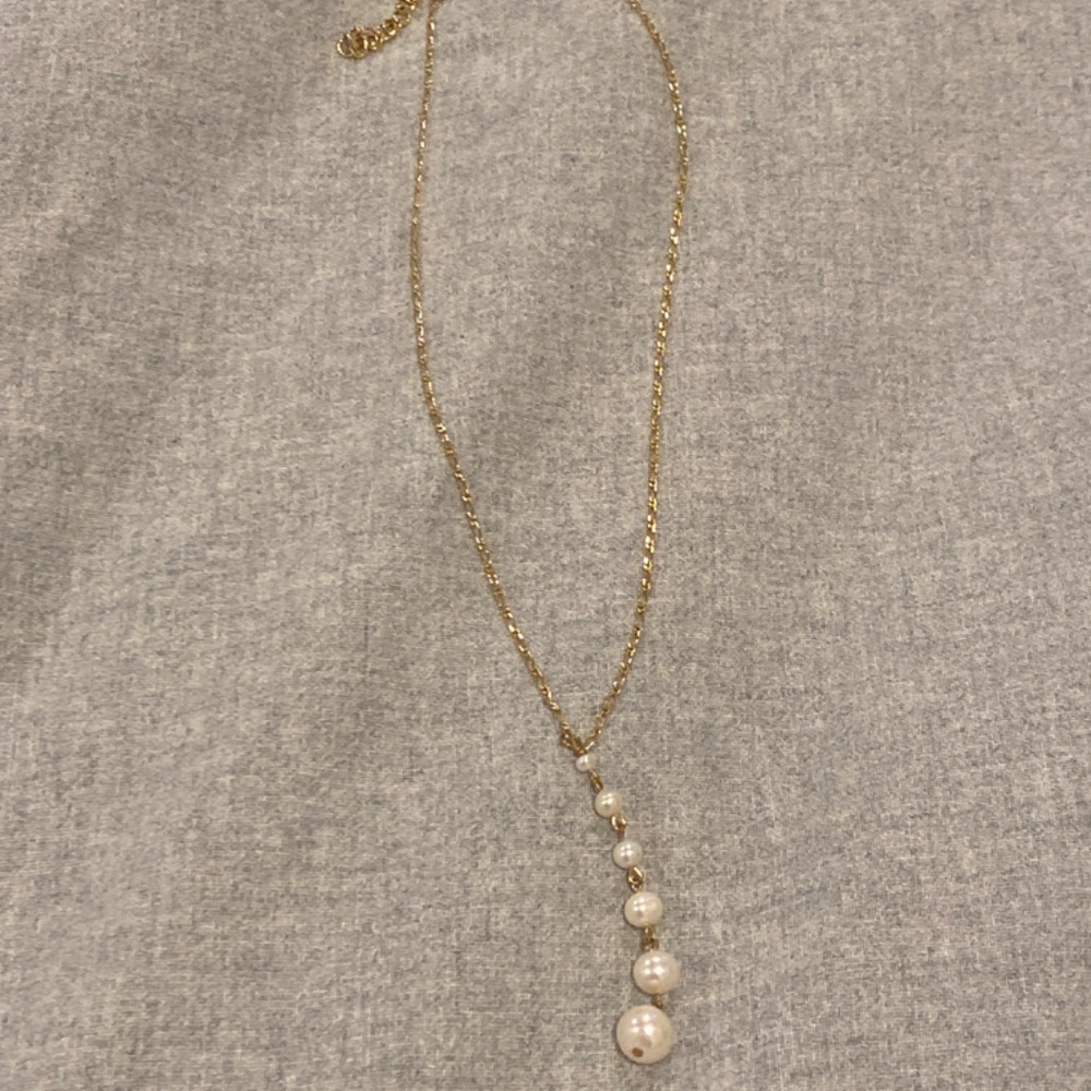 String of pearl necklace - Gold plated brass dangling dropped freshwater pearls